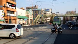 preview picture of video '熊本市電8500形 新水前寺駅前電停到着 Kumamoto City Tram'