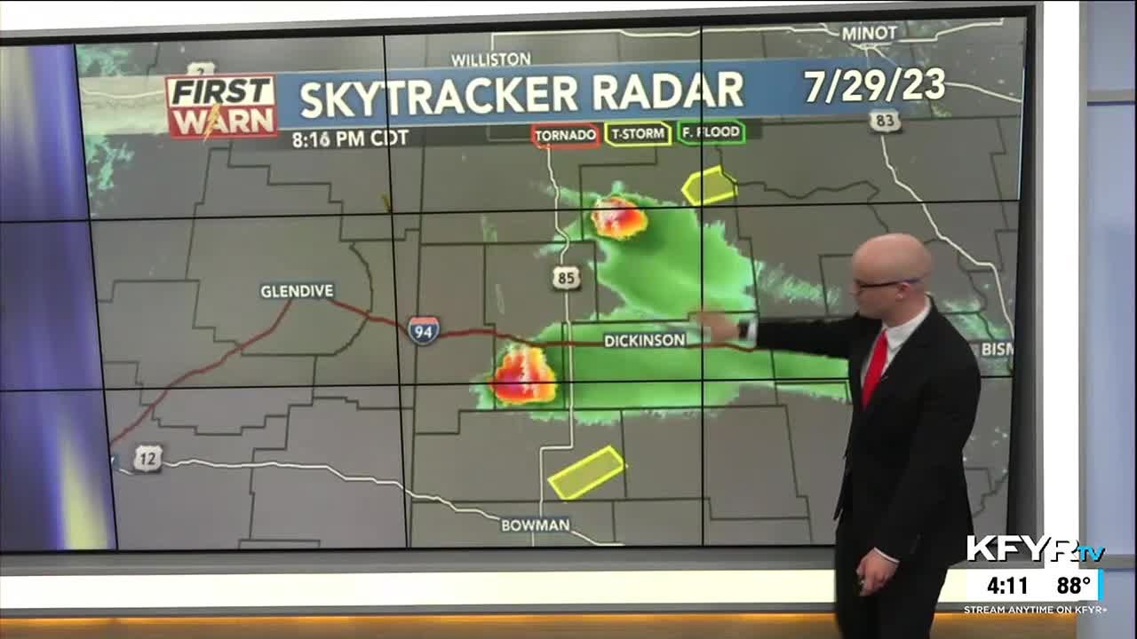 Morse Code of WX: what causes supercell thunderstorms to sometimes split into two?