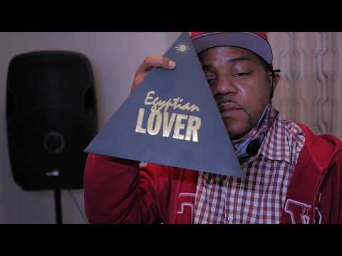 Ep 3 "Diggin Wit Deme" Hip-Hop Vinyl show for collectors to display 5 pieces in their collection