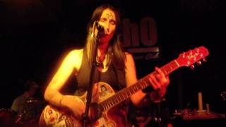 Aterciopelados - Treboles en vivo @ SoHo Santa Barbara 2009