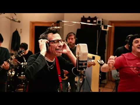 PopArt Discos and LaFranelaOficial