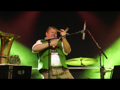 Die Innsbrucker Böhmische spielt die Sensationspolka "Böhmischer Traum"