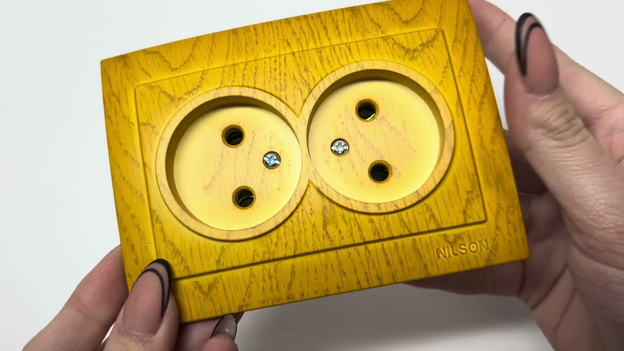 Розетка двойная б/з NILSON Touran дуб 24251024