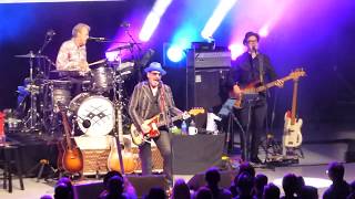 ELVIS COSTELLO : What's So Funny? (About Peace, Love & Understanding) : Greek Theatre / Los Angeles