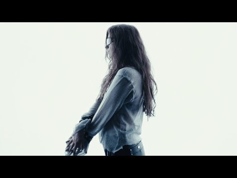 Clara La San -  News (Official Video)