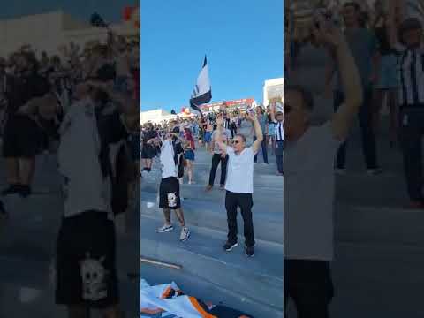 GRÊMIO: Veja a comemoração da Galo Terror após a cobrança do último pênalti defendido por Eugênio Ne