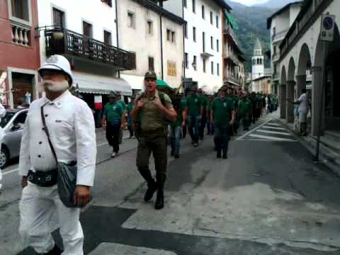 Sfilata "Raduno ANA Carnica". Paluzza 17 luglio 2011.