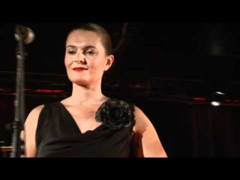 French Latino -  Parle Plus Bas