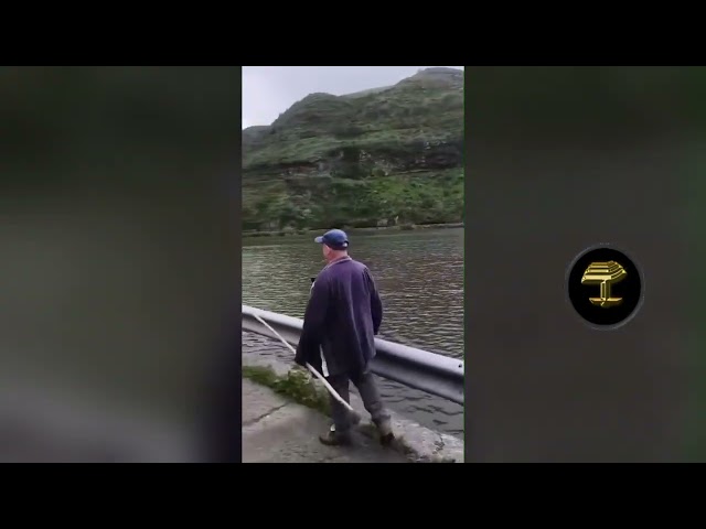 Bendita agua limpia y clara