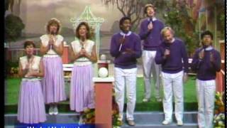 Heritage Singers / &quot;Me And My House&quot;