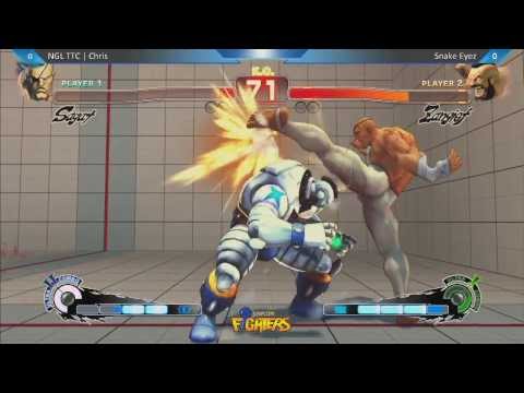 Chris vs SnakeEyez - Super Arcade Ultra Street Fighter IV Location Test