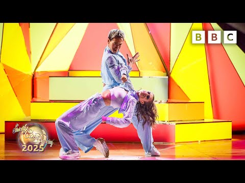 Karen Carney and Carlos Gu Showdance to Inner Smile by Texas ✨ BBC Strictly Final 2025