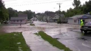 preview picture of video 'Pittsfield Flash Flood 2009-06-15'