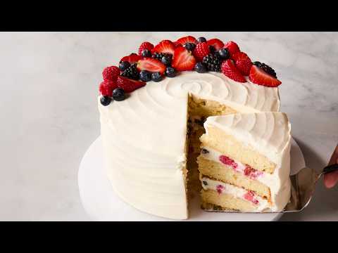 Berry Chantilly Cake | The Kitchn
