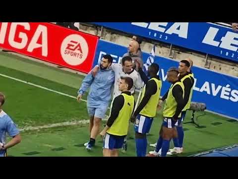 Kike García Clip 💙 Uno de los nuestros — Moment in Mendizorroza