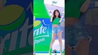 Download lagu hit you with the ddu du ddu du! mp3