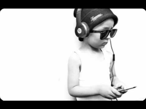 ScHoolboy Q - Hands On The Wheel (Feat. A$AP Rocky)