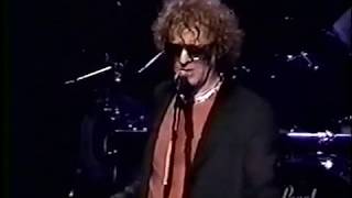 IAN HUNTER---DEAD MAN WALKING