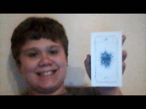 iPhone SE Unboxing