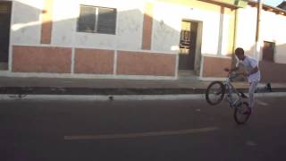 preview picture of video 'Bmx Ahuachapan Video clip promo 2014'