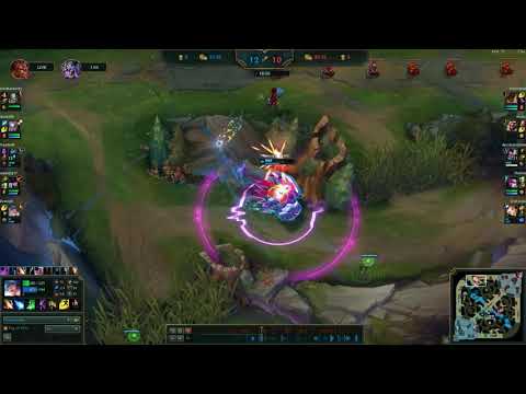 LoL - Sona vs Yi and Lux Chase