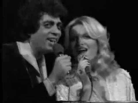 Ajda Pekkan - Hoşgör Sen / Paris Olympia Konseri (1976)   ( Ægгsγ )