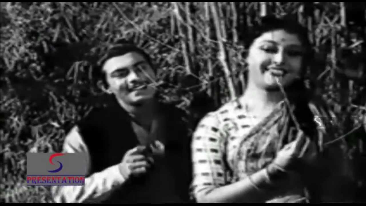 O Haay Koi Dekh Legaa Lyrics | Ek Gaon Ki Kahani | Lata Mangeshkar, Talat Mahmood | Salil Chowdhury