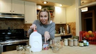 How to Make Homemade Coffee Creamer
