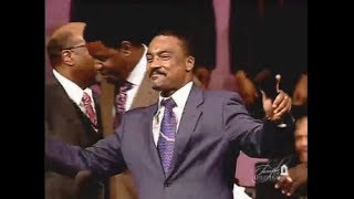 Bishop Hawkins Closing Into A Crazy Praise Break Temple of Deliverance Church of God in Christ