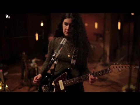 Sara Hartman - Stranger In A Room (Acoustic Version)