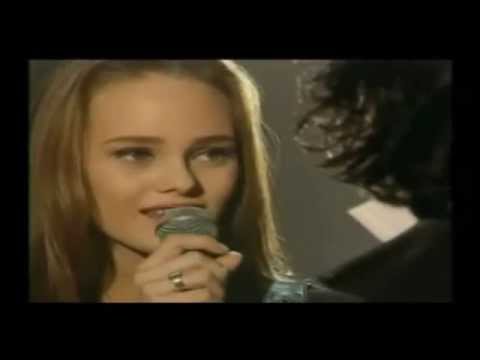 Dave Stewart y Vanessa Paradis Walk On The Wild Side
