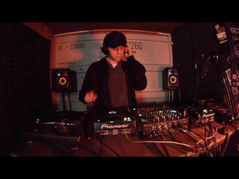 Osnova w/ xtclvr @ 20ft Radio