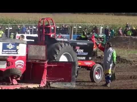 #6/6 The Flying Dutchman wins Sweden Tractorpulling - Laholm 2015 auch 2016 & Friends