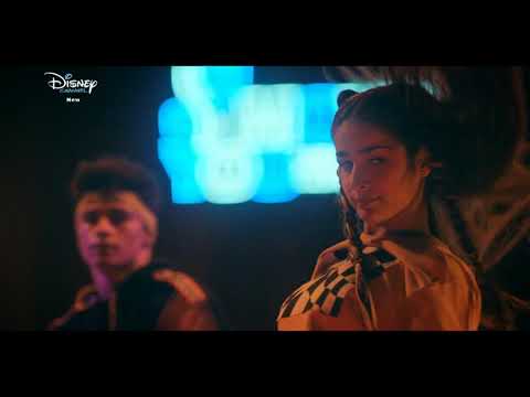 Ayla & The Mirrors - La buena onda | Music clip | Czech TV