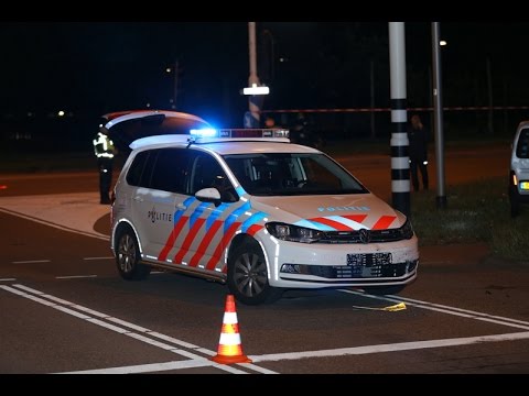 Politie schiet bij klemrijden gestolen busje in Helmond