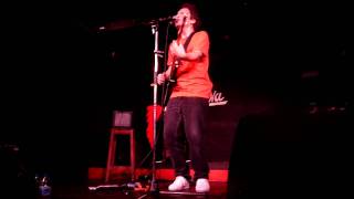 Mathieu Boogaerts "On dirait qu'ça pleut" (solo) @ La Java (Paris - 2011)