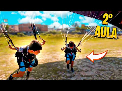 Child taking paragliding lessons, how old can a child fly?