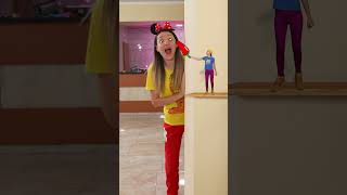 Download lagu SHE GAVE THE PEPPER mp3