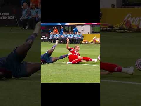 When Harry Kane gets Bored