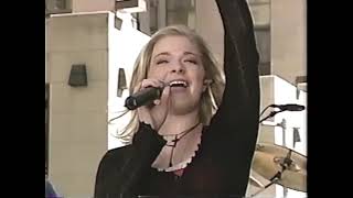 June.5,1998 15 Year old LeAnn Rimes -Sittin On Top of the World-The Today Show Summer Concert Series