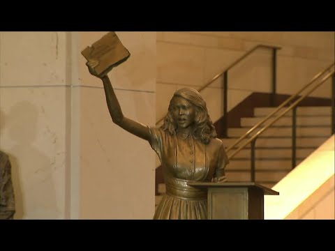 Congress Finally Reveals Replacement For Robert E. Lee Statue — And Everyone Is Confused