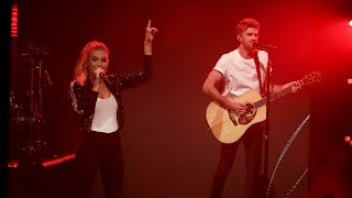 The Chainsmokers &amp; Kelsea Ballerini&#39;s World Premiere of &#39;This Feeling&#39;