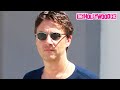 Zach Braff From Scrubs Attends The John Varvatos Charity Auction On Melrose Ave In West Hollywood