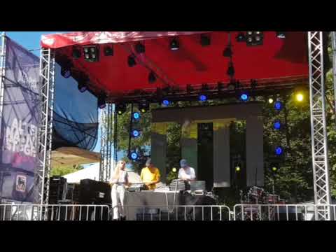 download lagu mp3 mp4 Ours Samplus Concert, download lagu Ours Samplus Concert gratis, unduh video klip Ours Samplus Concert