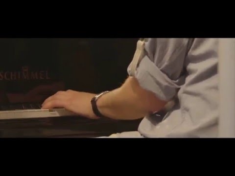 triosence - A Far-Off Place (live)