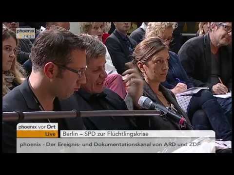 Flüchtlingskrise: Sigmar Gabriel auf einer Pressekonferenz am 02.11.2015