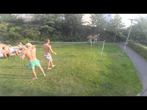 Huk og fotballtennis.