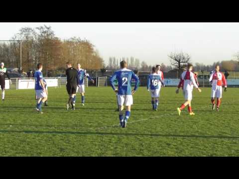 4 dec 2016 Schalkwijk 1 - UVV 1 com 3-2 Overtreding op Matthijs; penalty