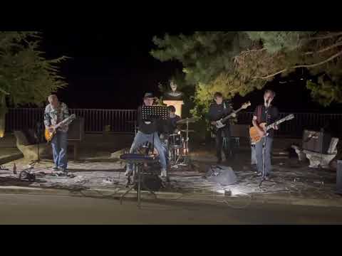 UELA UELA- London calling, live from Colledimacine