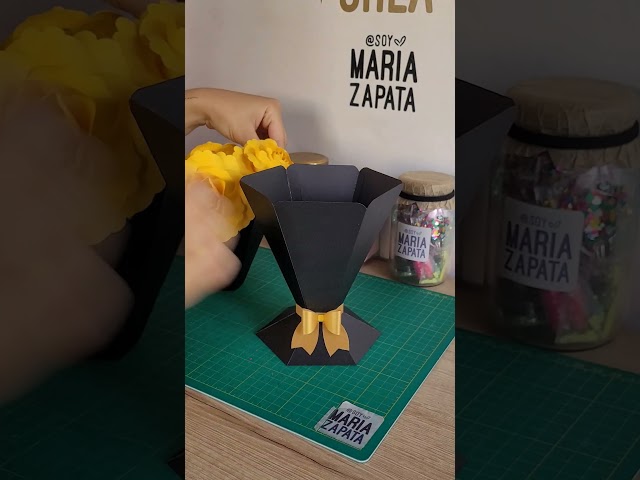 Vídeo relacionado con Wsdsgz Kits de ramos de flores, suministros de manualidades de papel, tarjetas del día de la madre, suministros de manualidades con cinta y pajitas para ramos de niños